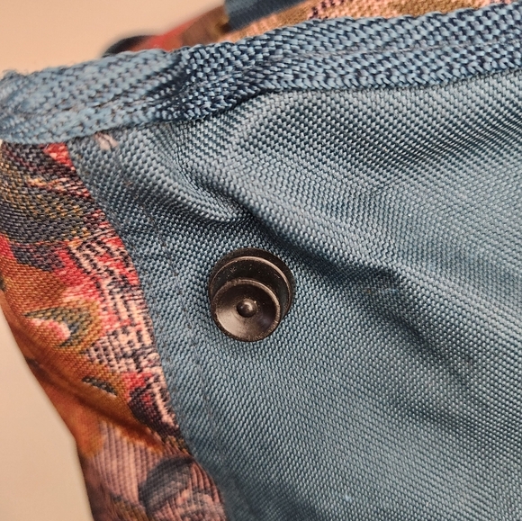 80s Riviera Floral Tapestry Duffle Bag - Picture 5 of 14